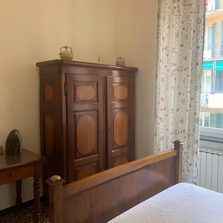 Edel Panzió Genova